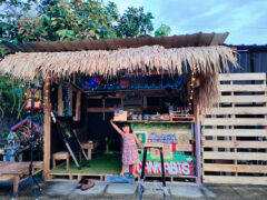 กัญเอง cannabis420 weed shop in Ban Chang, Rayong, Thailand. Open-air design with cannabis flowers and smoking accessories.
