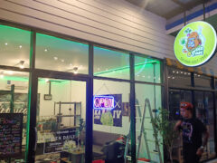 Exterior of Weed Time บ่อวิน ศรีราชา cannabis shop in Bō Win, Chon Buri, with neon 
